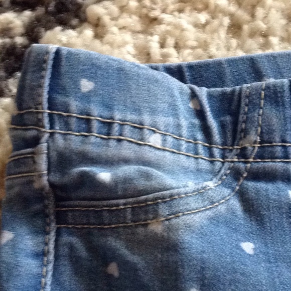 Denim jegging with white hearts size 6 Cherokee. - Picture 4 of 8